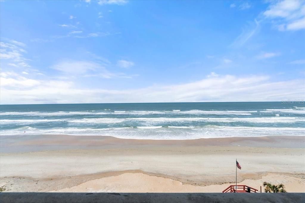 Active With Contract: $670,000 (3 beds, 2 baths, 1490 Square Feet)