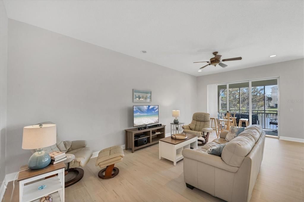 For Sale: $390,000 (3 beds, 2 baths, 2066 Square Feet)