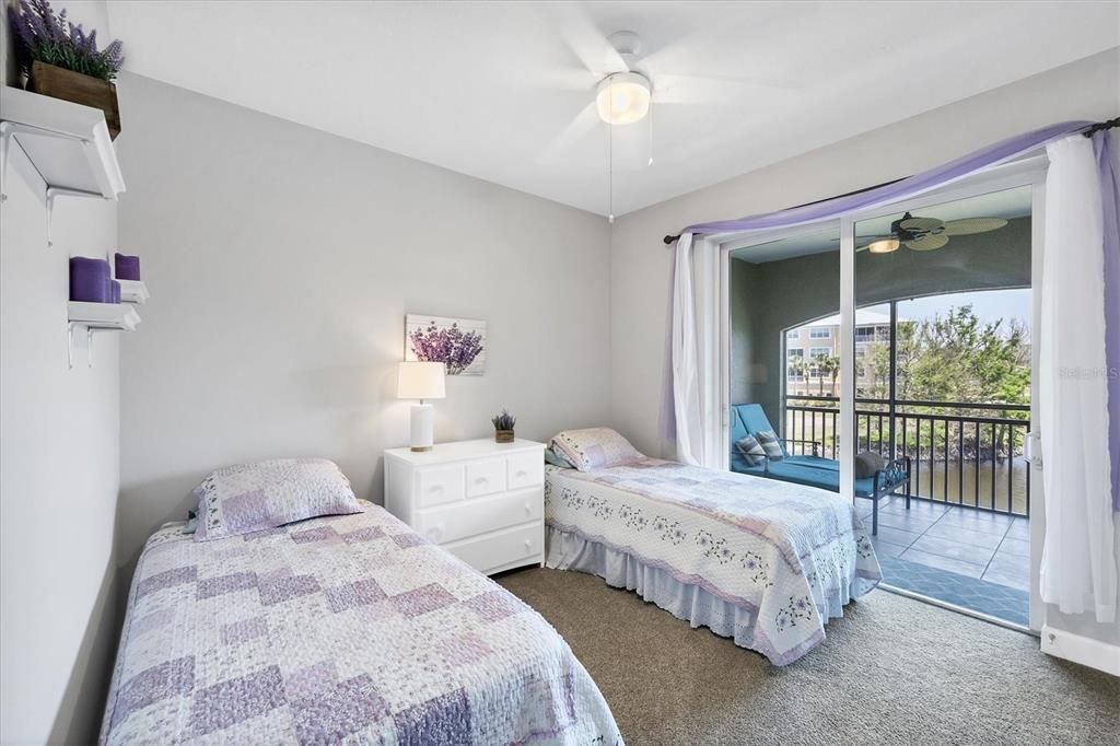 For Sale: $390,000 (3 beds, 2 baths, 2066 Square Feet)