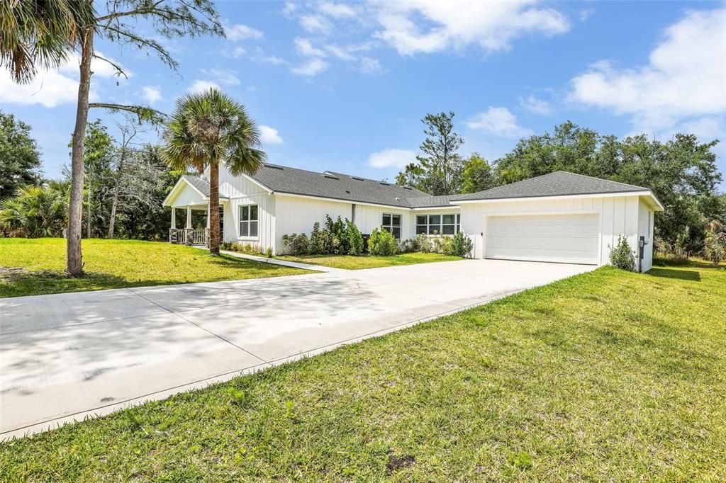 最近售出: $655,000 (3 贝兹, 2 浴室, 2043 平方英尺)