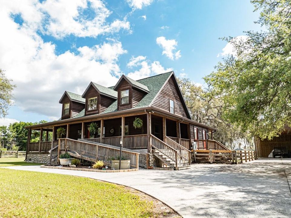 En Venta: $575,000 (3 camas, 2 baños, 2367 Pies cuadrados)