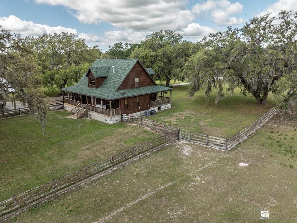 En Venta: $575,000 (3 camas, 2 baños, 2367 Pies cuadrados)