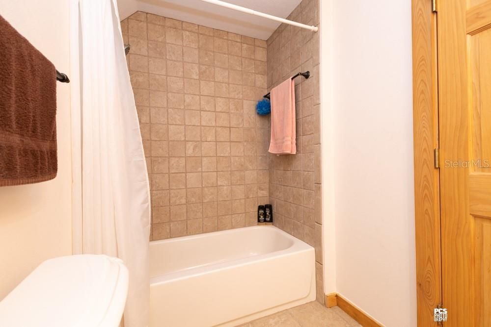 En Venta: $575,000 (3 camas, 2 baños, 2367 Pies cuadrados)