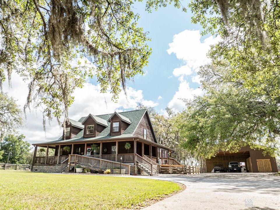 En Venta: $575,000 (3 camas, 2 baños, 2367 Pies cuadrados)