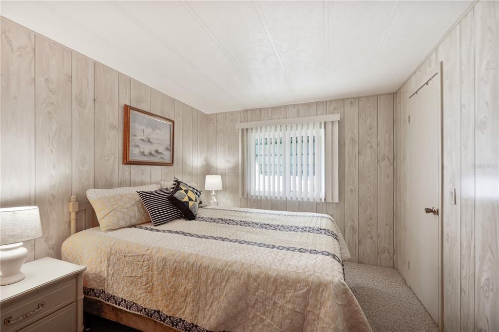 На продажу: $120,000 (2 спален, 2 ванн, 864 Квадратных фут)