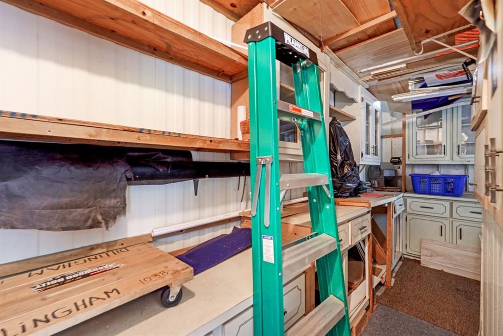 На продажу: $120,000 (2 спален, 2 ванн, 864 Квадратных фут)