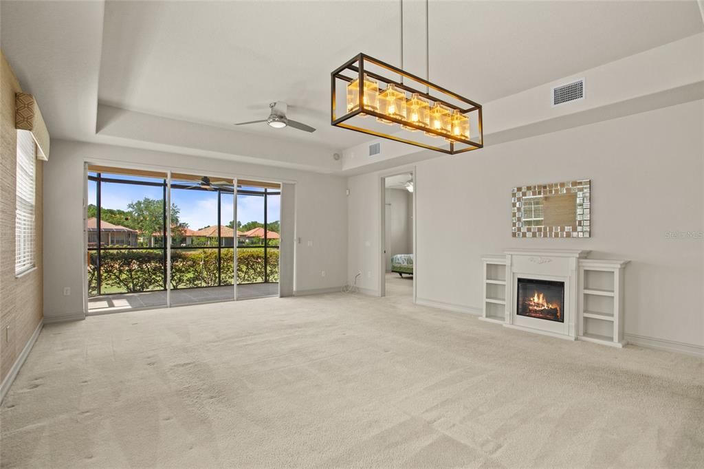 En Venta: $399,999 (2 camas, 2 baños, 2031 Pies cuadrados)