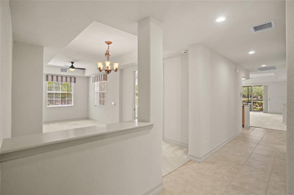 En Venta: $399,999 (2 camas, 2 baños, 2031 Pies cuadrados)