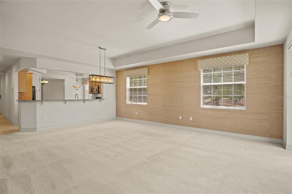 En Venta: $399,999 (2 camas, 2 baños, 2031 Pies cuadrados)