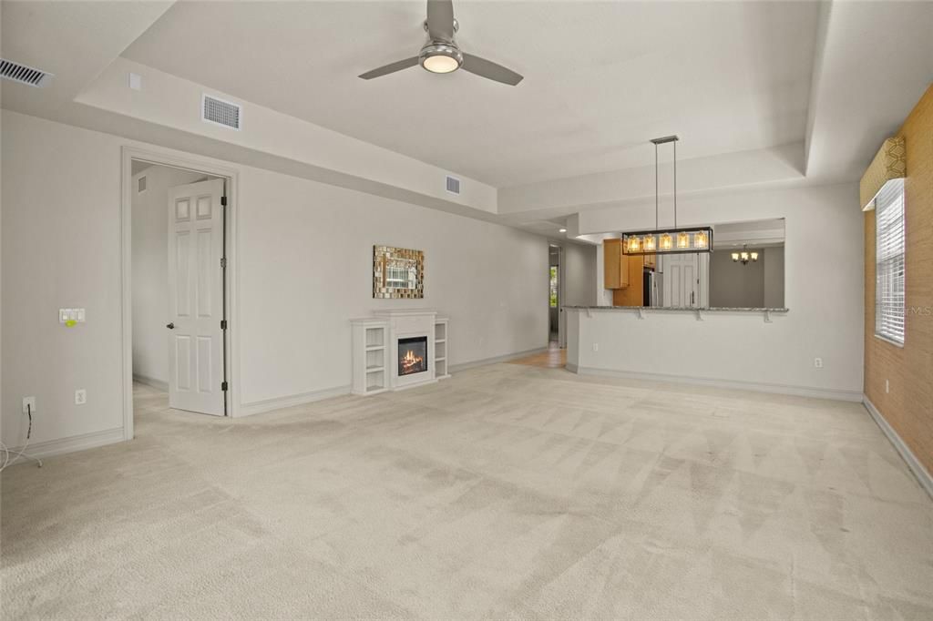 En Venta: $399,999 (2 camas, 2 baños, 2031 Pies cuadrados)