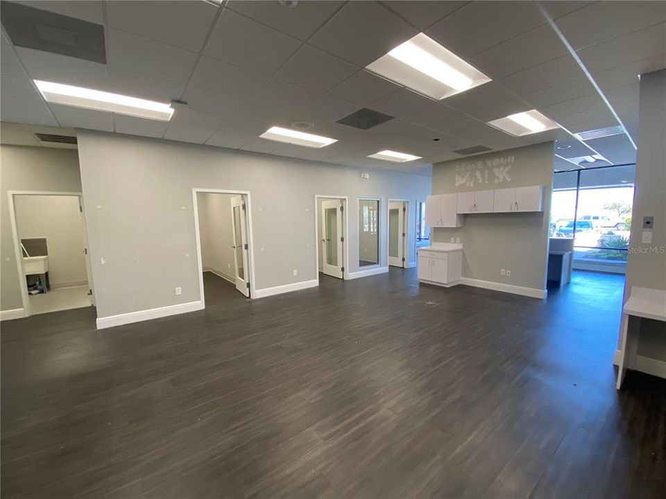 На продажу: $45,810 (0 спален, 0 ванн, 1527 Квадратных фут)