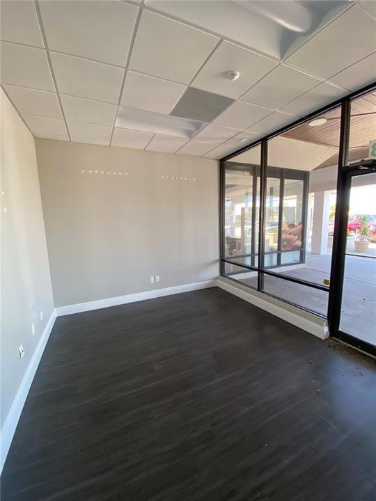 На продажу: $45,810 (0 спален, 0 ванн, 1527 Квадратных фут)