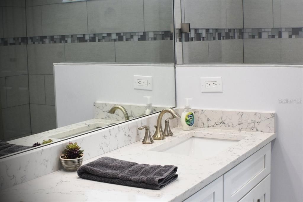 For Rent: $4,200 (3 beds, 2 baths, 1843 Square Feet)