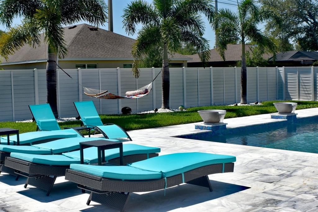 For Rent: $4,200 (3 beds, 2 baths, 1843 Square Feet)