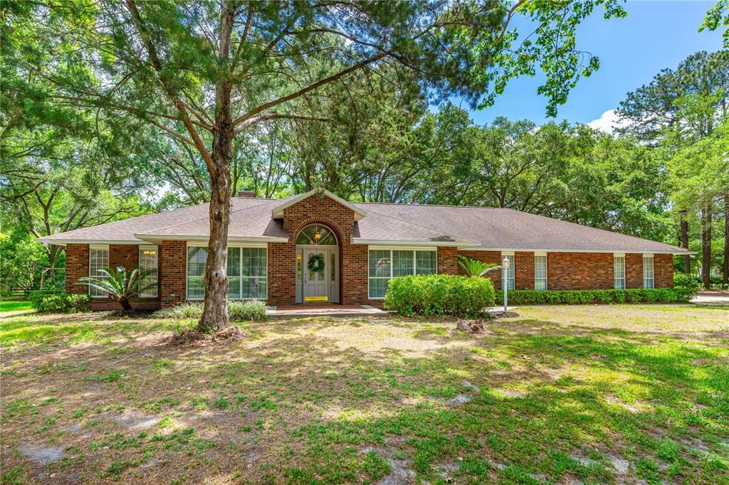 Recently Sold: $539,900 (3 beds, 2 baths, 2590 Square Feet)