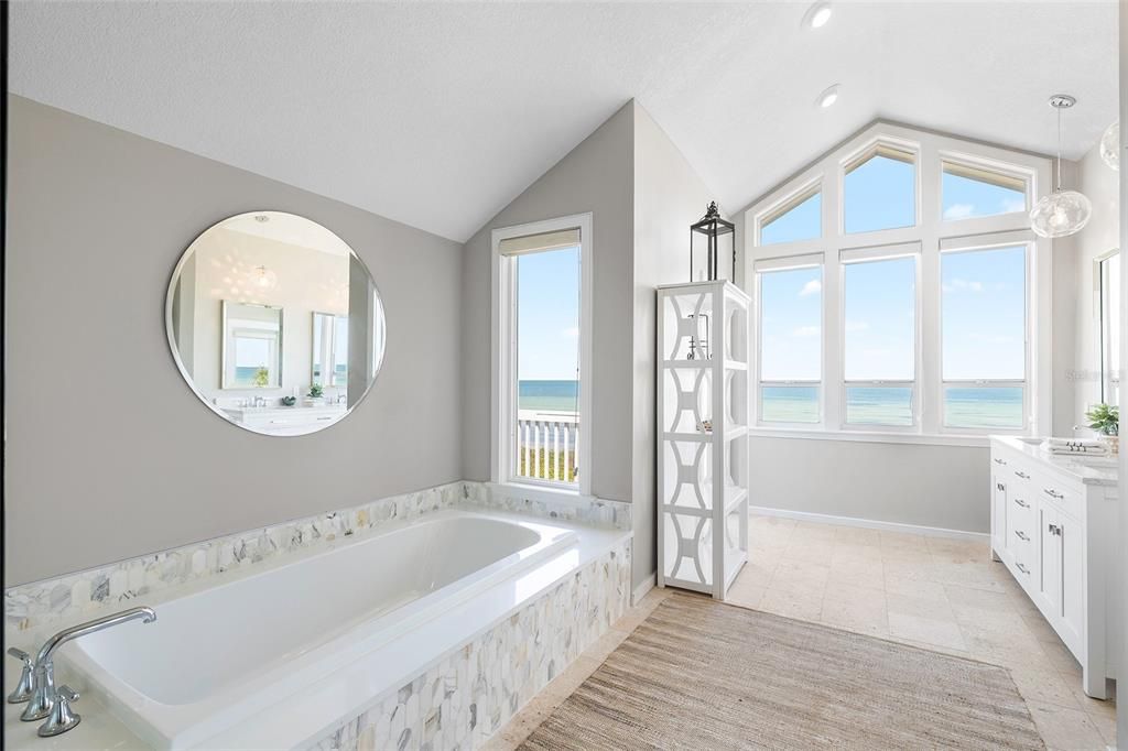 待售: $4,875,000 (4 贝兹, 4 浴室, 3384 平方英尺)