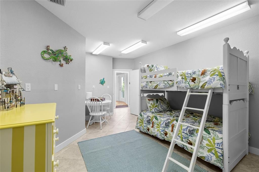 待售: $4,875,000 (4 贝兹, 4 浴室, 3384 平方英尺)