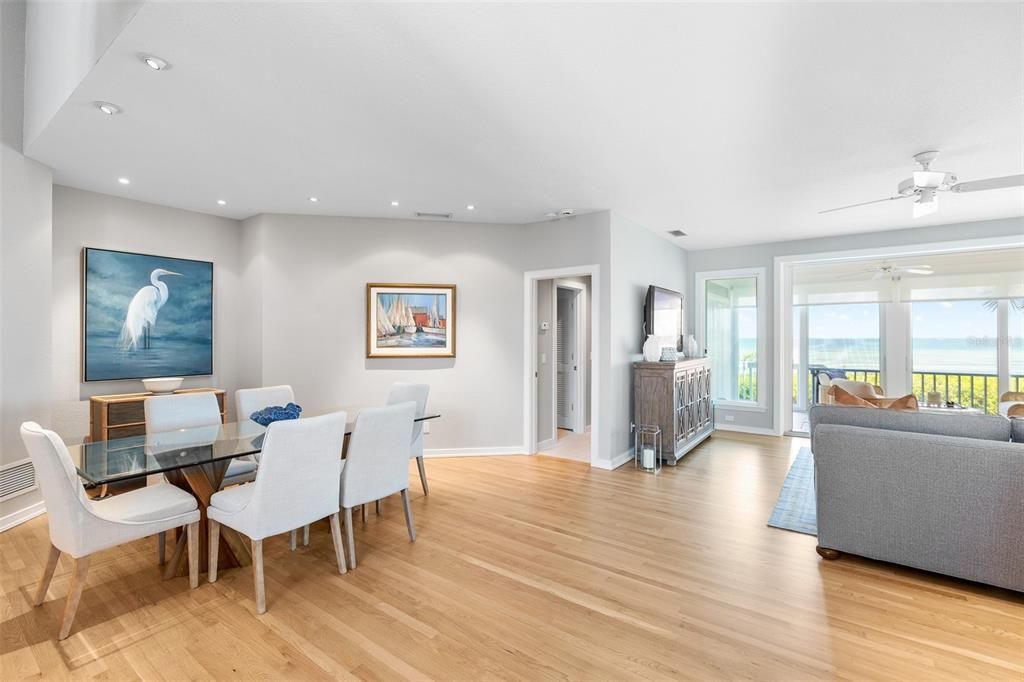 待售: $4,875,000 (4 贝兹, 4 浴室, 3384 平方英尺)