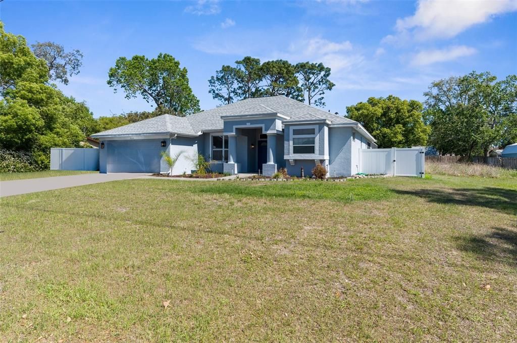 Недавно продано: $410,000 (3 спален, 2 ванн, 2138 Квадратных фут)