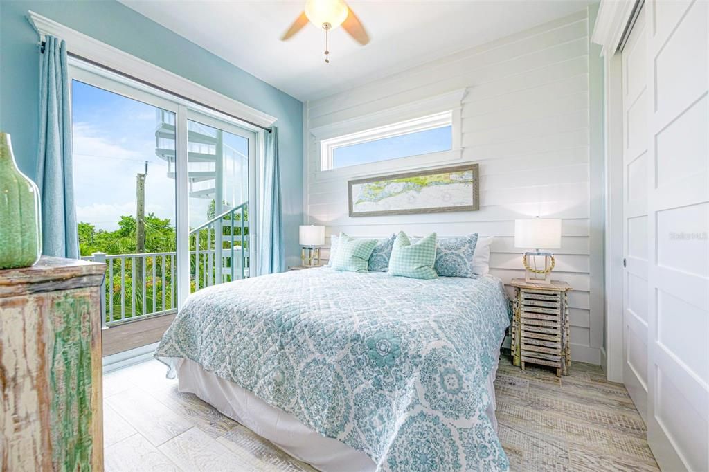 Active With Contract: $3,795,000 (7 beds, 7 baths, 3514 Square Feet)