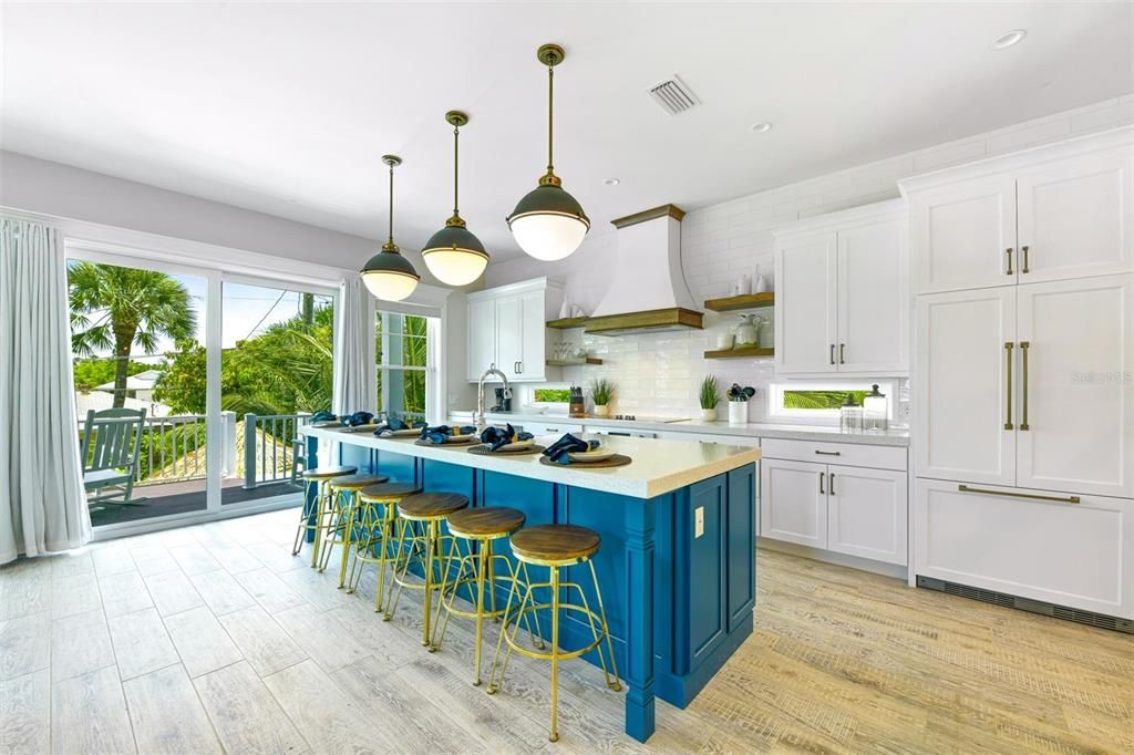 Active With Contract: $3,795,000 (7 beds, 7 baths, 3514 Square Feet)