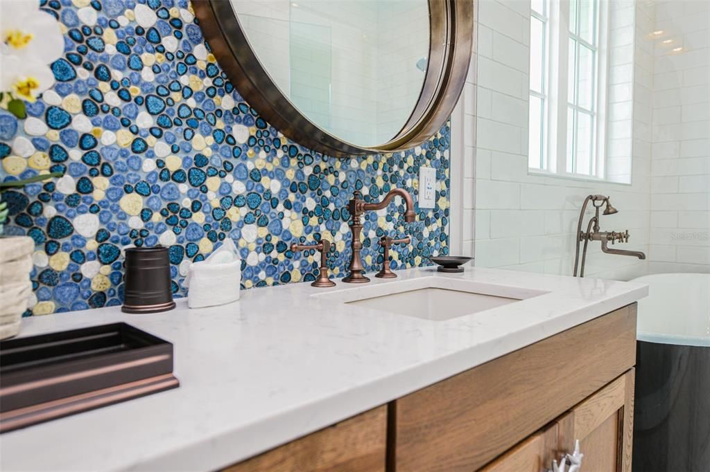 Active With Contract: $3,795,000 (7 beds, 7 baths, 3514 Square Feet)