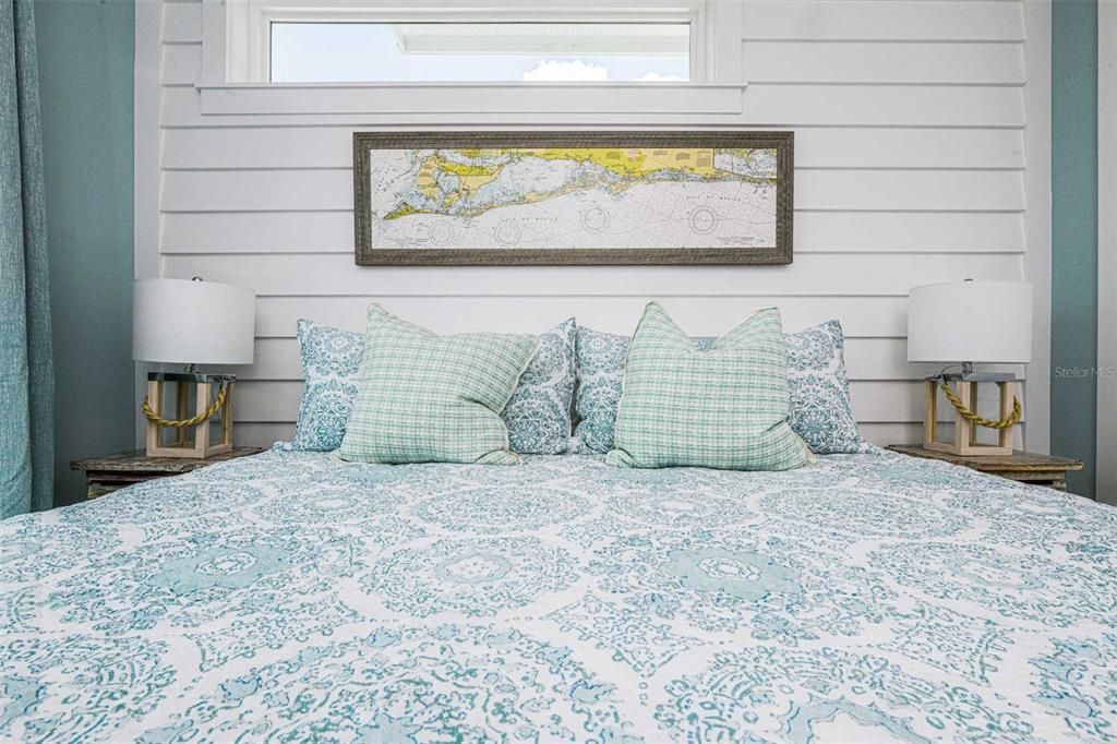 Active With Contract: $3,795,000 (7 beds, 7 baths, 3514 Square Feet)