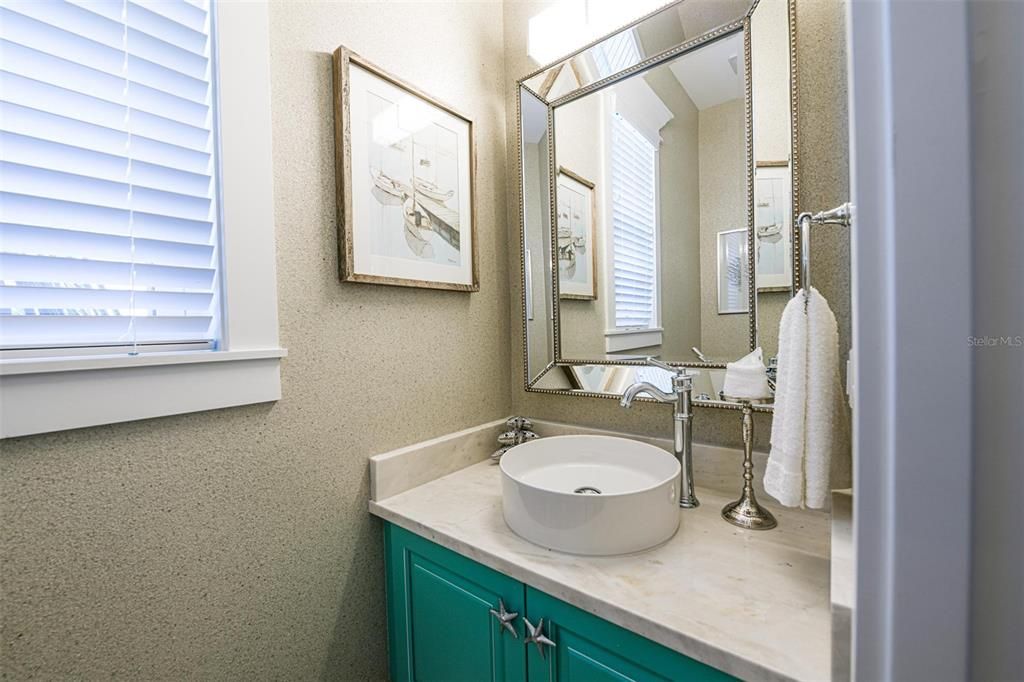 Active With Contract: $3,795,000 (7 beds, 7 baths, 3514 Square Feet)