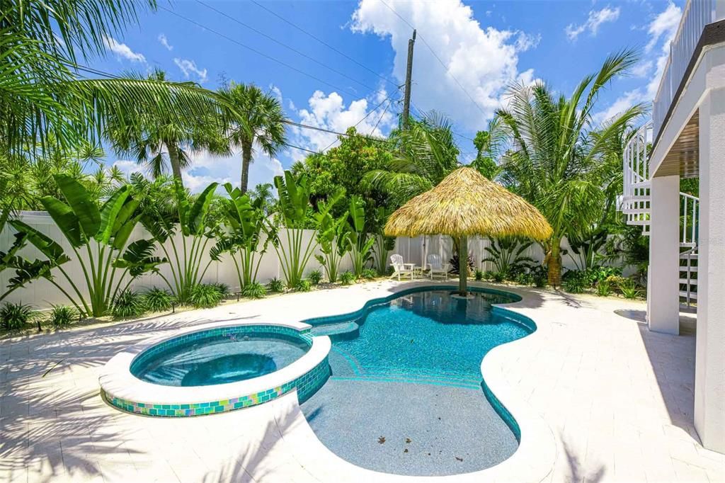 Active With Contract: $3,795,000 (7 beds, 7 baths, 3514 Square Feet)