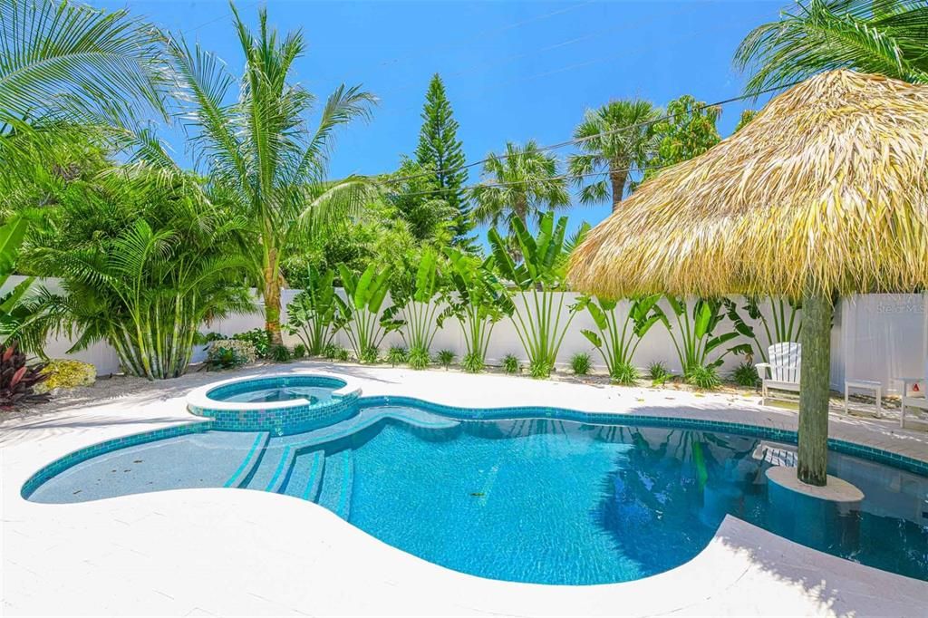 Active With Contract: $3,795,000 (7 beds, 7 baths, 3514 Square Feet)