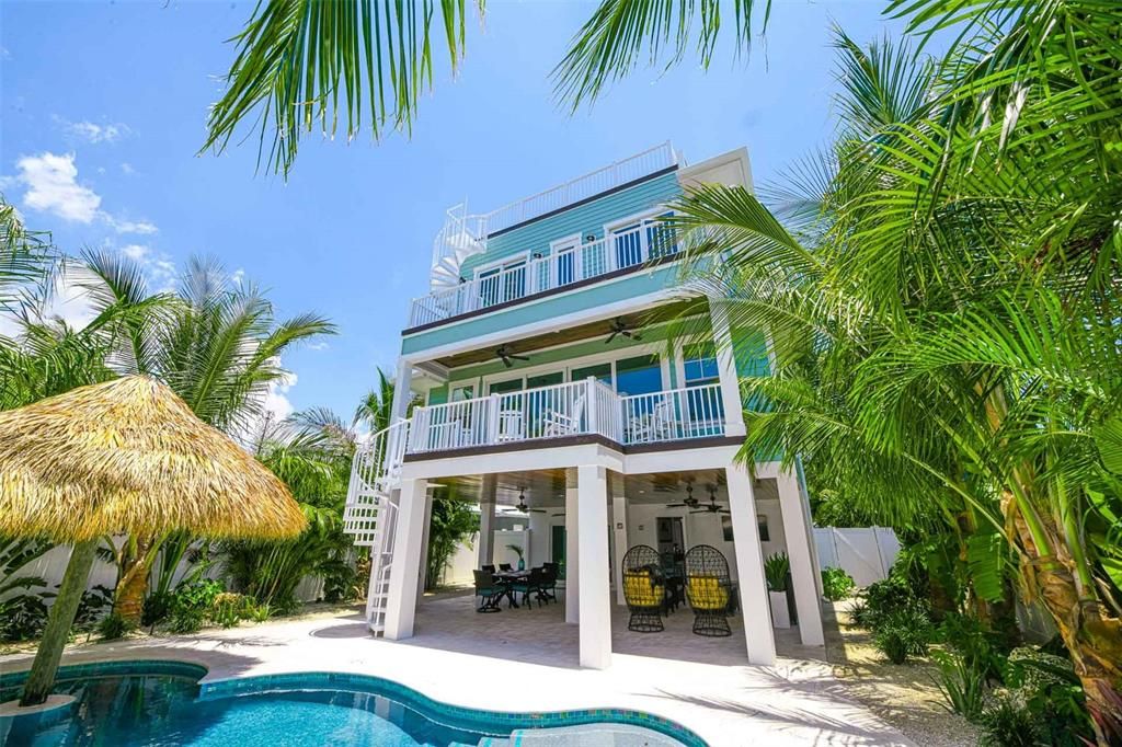 Active With Contract: $3,795,000 (7 beds, 7 baths, 3514 Square Feet)