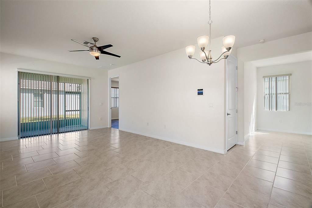 For Sale: $369,900 (3 beds, 2 baths, 1621 Square Feet)