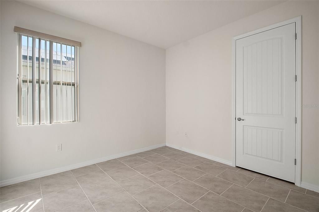 For Sale: $369,900 (3 beds, 2 baths, 1621 Square Feet)