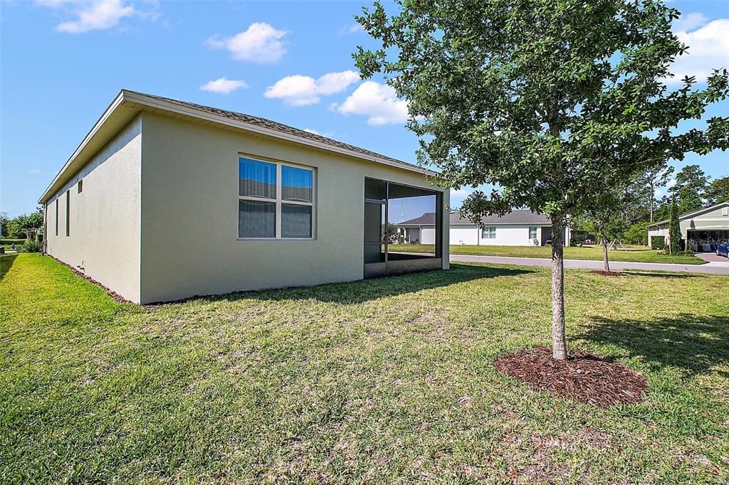 For Sale: $369,900 (3 beds, 2 baths, 1621 Square Feet)