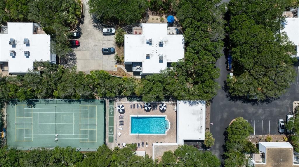 На продажу: $425,000 (2 спален, 2 ванн, 1298 Квадратных фут)