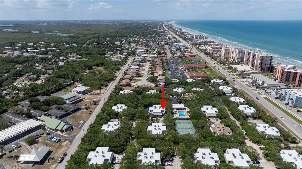 На продажу: $425,000 (2 спален, 2 ванн, 1298 Квадратных фут)