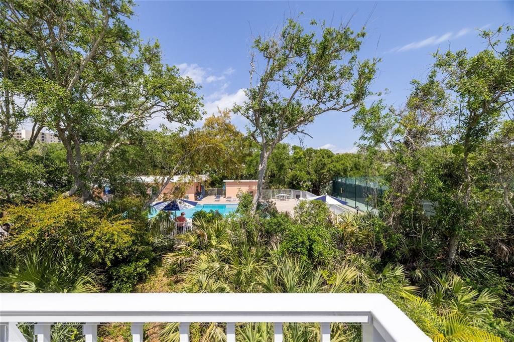 На продажу: $425,000 (2 спален, 2 ванн, 1298 Квадратных фут)