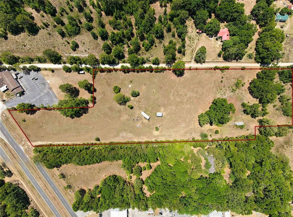 На продажу: $1,500,000 (12.80 acres)