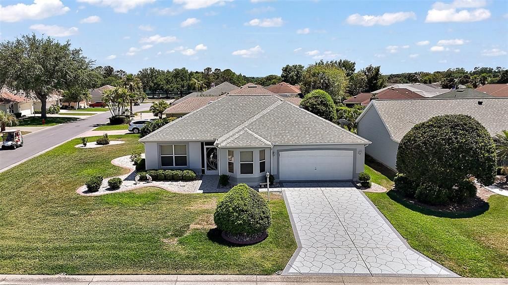 Vendido Recientemente: $339,000 (3 camas, 2 baños, 1437 Pies cuadrados)