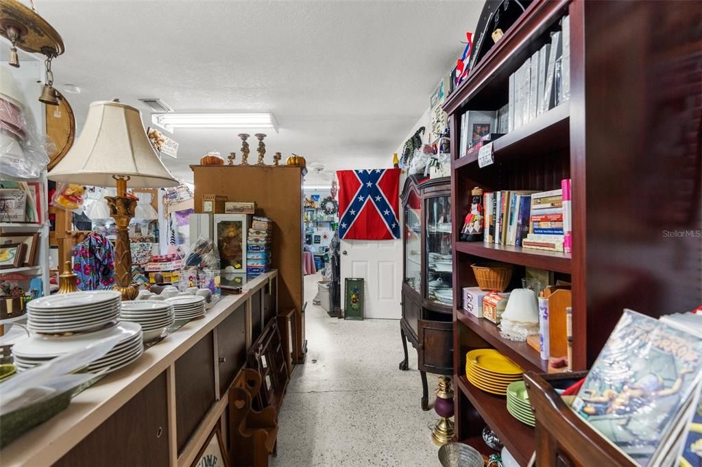 En Venta: $389,000 (0 camas, 0 baños, 2040 Pies cuadrados)