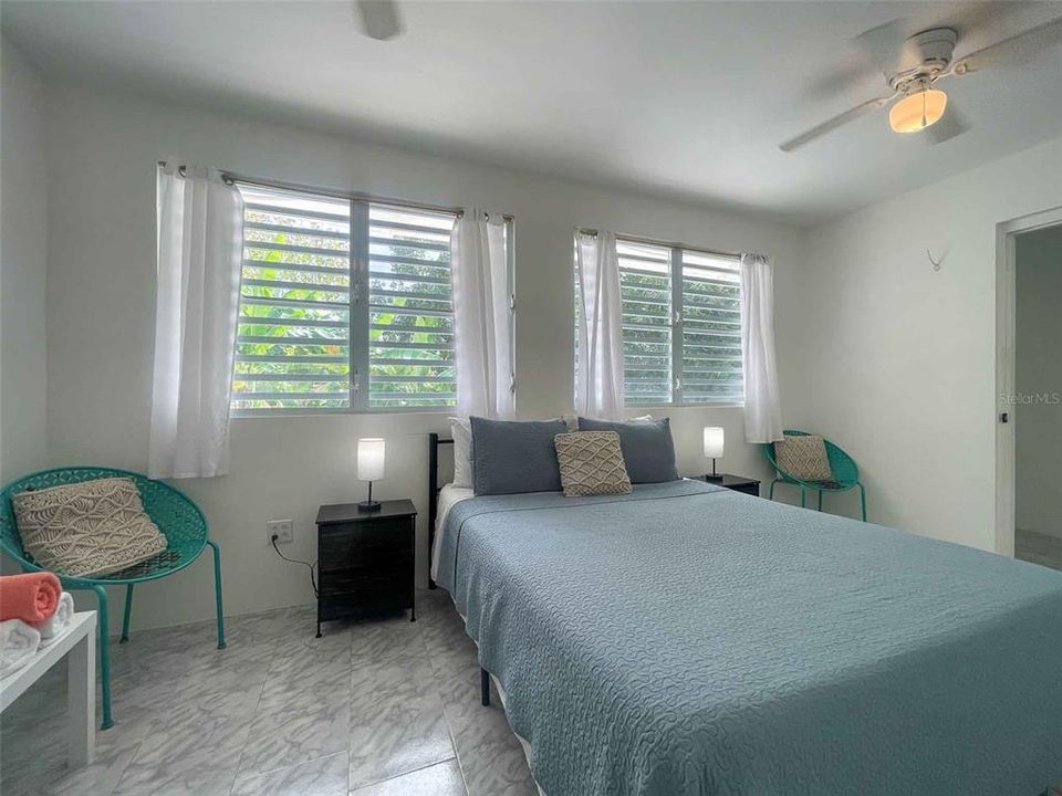 For Sale: $349,000 (3 beds, 1 baths, 793 Square Feet)