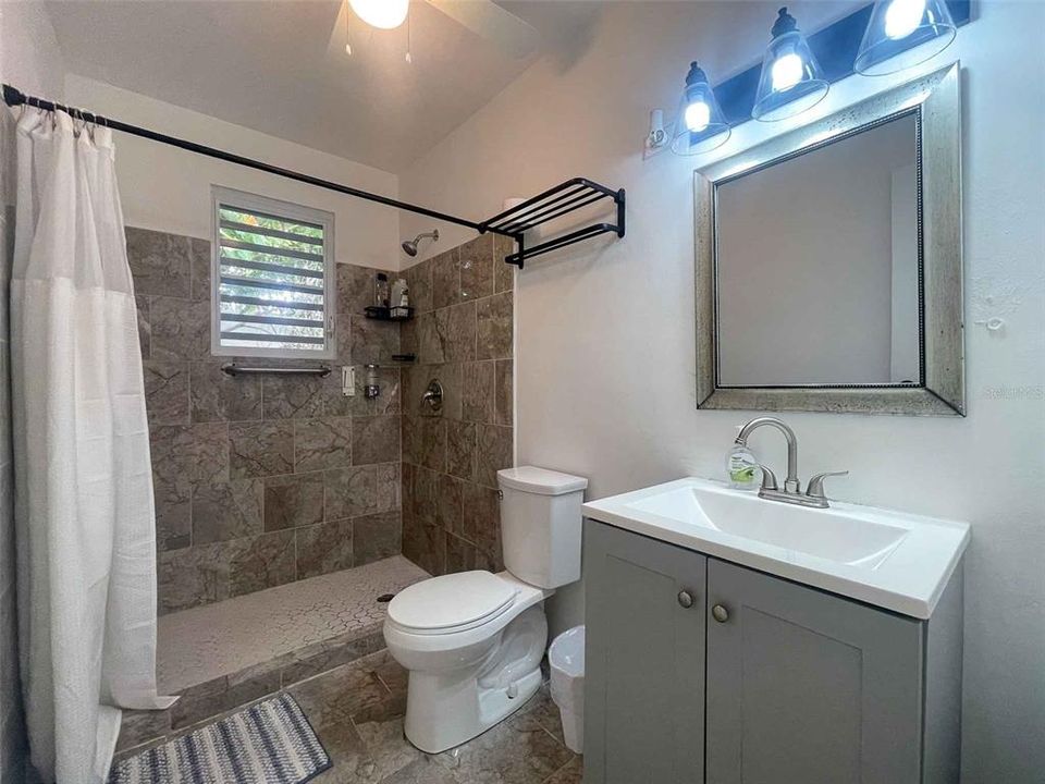 For Sale: $349,000 (3 beds, 1 baths, 793 Square Feet)