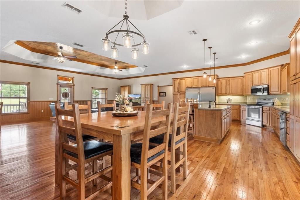 待售: $949,000 (4 贝兹, 3 浴室, 2612 平方英尺)