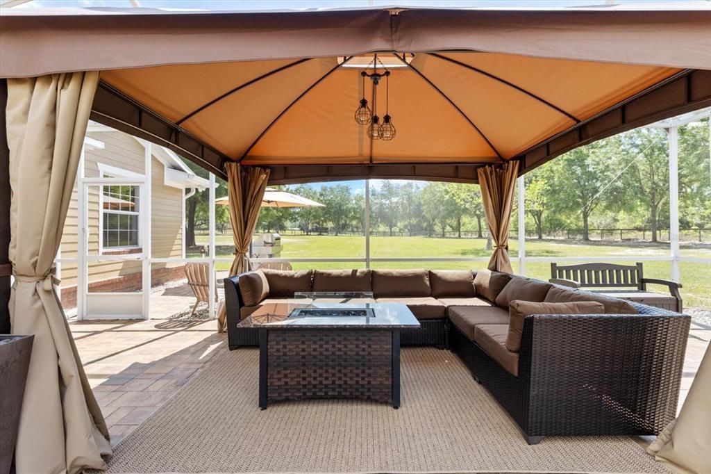 待售: $949,000 (4 贝兹, 3 浴室, 2612 平方英尺)