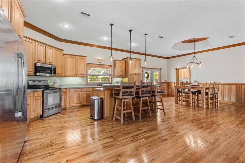 待售: $949,000 (4 贝兹, 3 浴室, 2612 平方英尺)