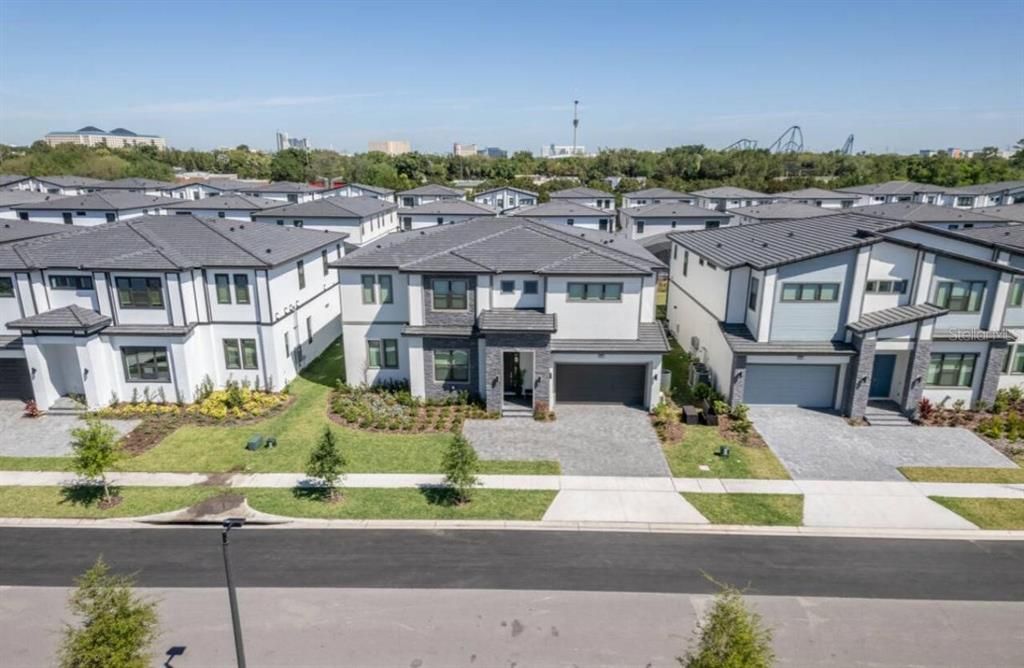 待售: $2,550,000 (11 贝兹, 11 浴室, 4938 平方英尺)