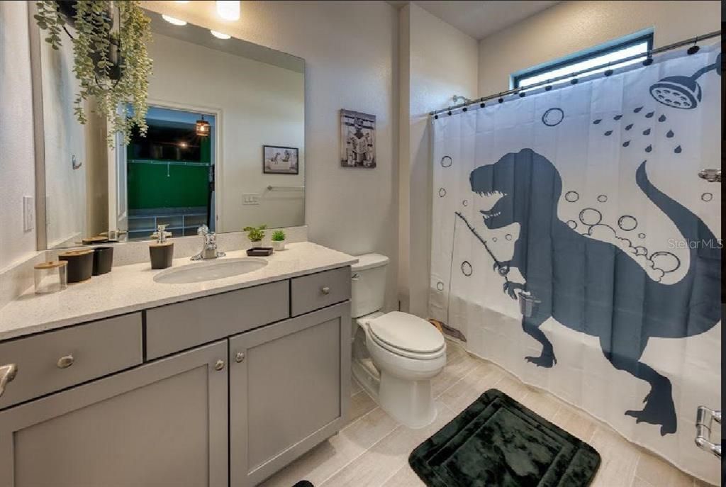 待售: $2,550,000 (11 贝兹, 11 浴室, 4938 平方英尺)