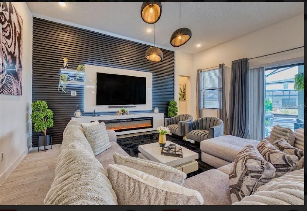 待售: $2,550,000 (11 贝兹, 11 浴室, 4938 平方英尺)