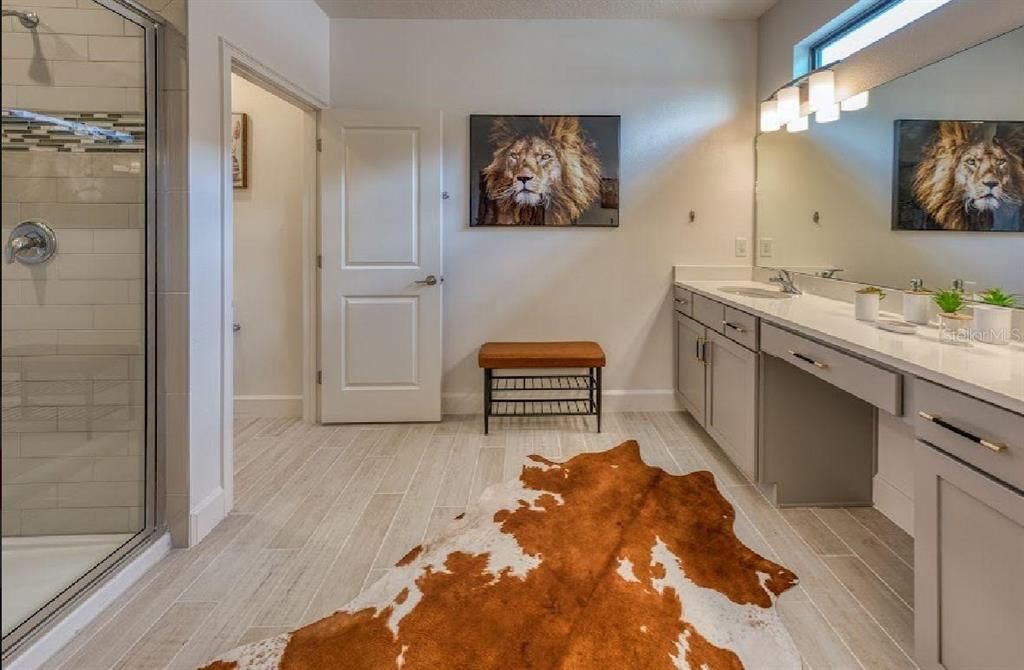 待售: $2,550,000 (11 贝兹, 11 浴室, 4938 平方英尺)