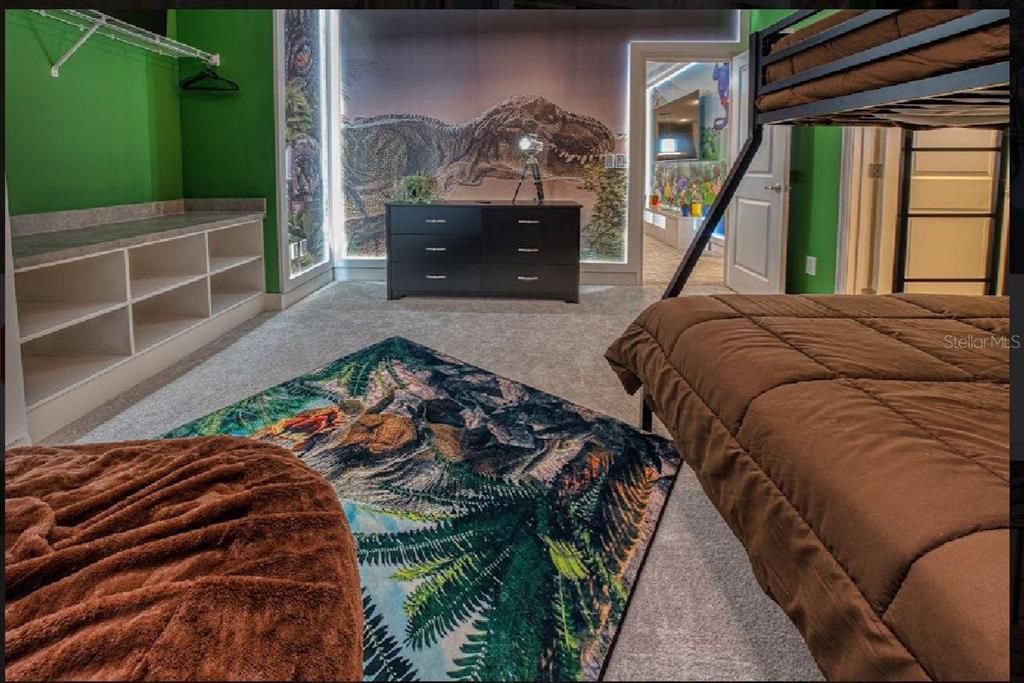 待售: $2,550,000 (11 贝兹, 11 浴室, 4938 平方英尺)